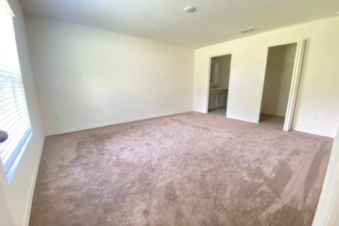 House in St. Lucie, Florida 4 bedrooms, 170.57 sq.m. № 2081554 - photo 19
