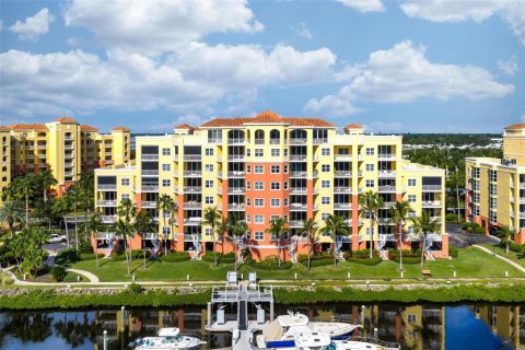 Condo in Palmetto, Florida, 2 bedrooms № 2363956