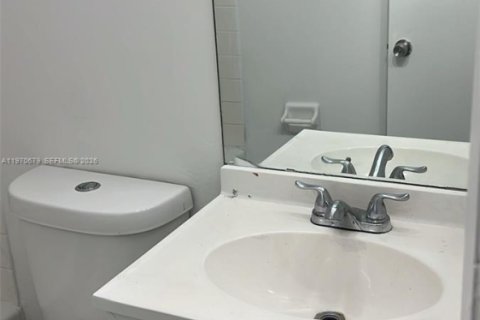 Condominio en venta en Miami, Florida, 3 dormitorios, 92.25 m2 № 2032071 - foto 6