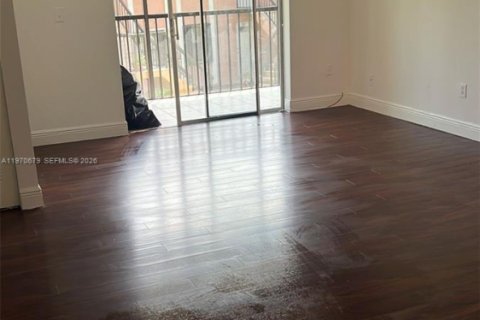 Condominio en Miami, Florida, 3 dormitorios  № 2032071