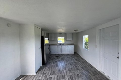 Appartement à louer à Dover, Floride: 1 chambre, 74.32 m2 № 1916491 - photo 8