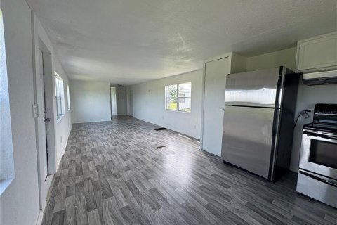 Appartement à louer à Dover, Floride: 1 chambre, 74.32 m2 № 1916491 - photo 5
