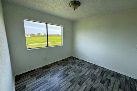 Appartement à louer à Dover, Floride: 1 chambre, 74.32 m2 № 1916491 - photo 12
