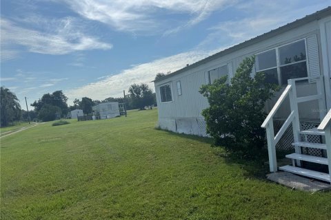 Appartement à louer à Dover, Floride: 1 chambre, 74.32 m2 № 1916491 - photo 2