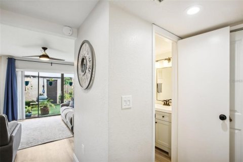 Townhouse in Clearwater, Florida 3 bedrooms, 116.78 sq.m. № 1527294 - photo 17