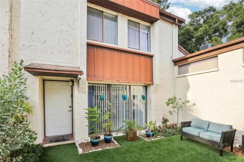 Townhouse in Clearwater, Florida 3 bedrooms, 116.78 sq.m. № 1527294 - photo 1