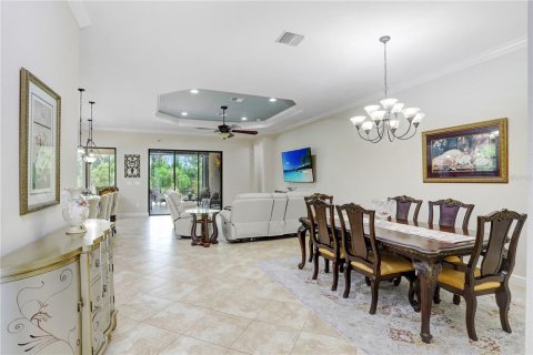 House in Tampa, Florida 3 bedrooms, 220.36 sq.m. № 1785552 - photo 18