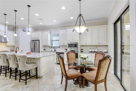 House in Tampa, Florida 3 bedrooms, 220.36 sq.m. № 1785552 - photo 23
