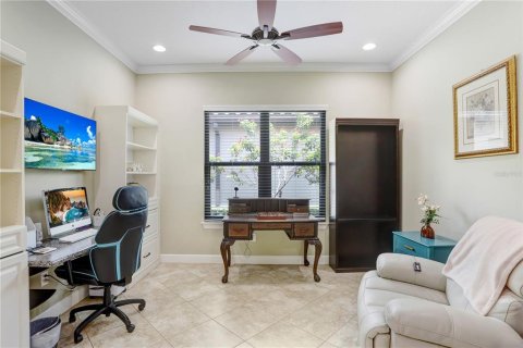 House in Tampa, Florida 3 bedrooms, 220.36 sq.m. № 1785552 - photo 16