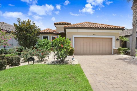 House in Tampa, Florida 3 bedrooms, 220.36 sq.m. № 1785552 - photo 9