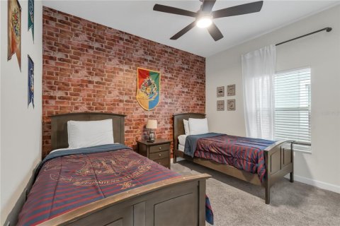 Townhouse in Davenport, Florida 5 bedrooms, 201.32 sq.m. № 2209889 - photo 13