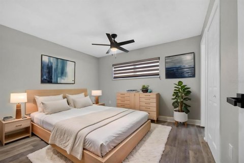 Villa ou maison à louer à Dover, Floride: 6 chambres, 262.17 m2 № 2323039 - photo 20