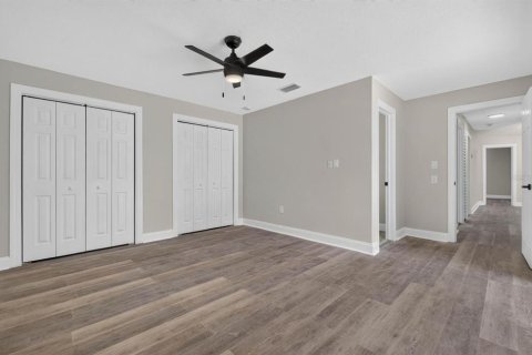Villa ou maison à louer à Dover, Floride: 6 chambres, 262.17 m2 № 2323039 - photo 27