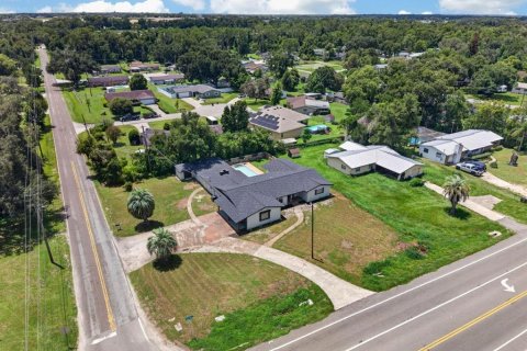 Villa ou maison à louer à Dover, Floride: 6 chambres, 262.17 m2 № 2323039 - photo 4