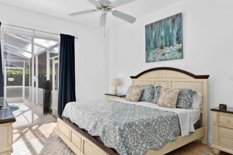 Townhouse in Davenport, Florida 4 bedrooms, 163.69 sq.m. № 1561508 - photo 13