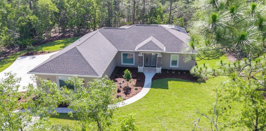 Villa ou maison à Beverly Hills, Floride 3 chambres, 171.59 m2 № 2102544