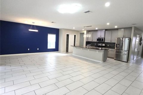 Villa ou maison à vendre à Kissimmee, Floride: 3 chambres, 164.07 m2 № 1529380 - photo 5
