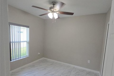 Villa ou maison à vendre à Kissimmee, Floride: 3 chambres, 164.07 m2 № 1529380 - photo 15