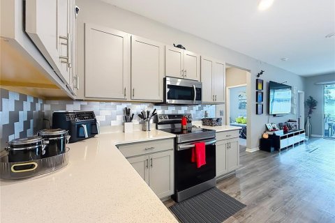 Villa ou maison à vendre à Ocala, Floride: 4 chambres, 219.71 m2 № 2318951 - photo 8