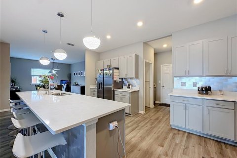 Villa ou maison à vendre à Ocala, Floride: 4 chambres, 219.71 m2 № 2318951 - photo 5