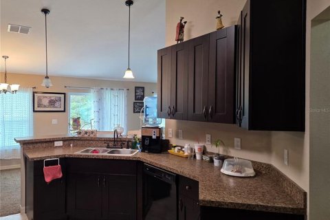 Casa en venta en Ocala, Florida, 4 dormitorios, 162.3 m2 № 1869718 - foto 9