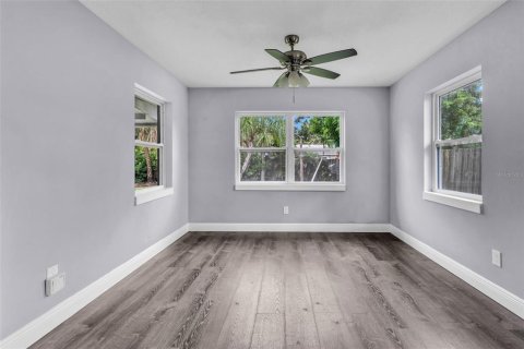 House in Bradenton, Florida 2 bedrooms, 96.34 sq.m. № 2420403 - photo 21
