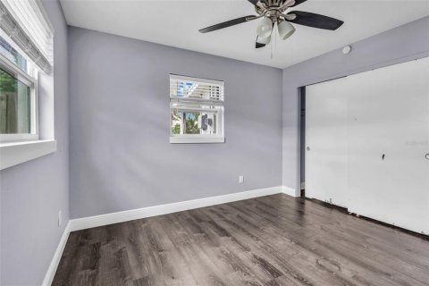 House in Bradenton, Florida 2 bedrooms, 96.34 sq.m. № 2420403 - photo 23