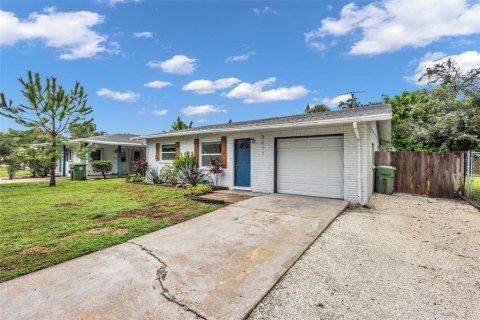 House in Bradenton, Florida 2 bedrooms, 96.34 sq.m. № 2420403 - photo 3