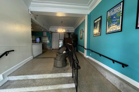 Condominio en venta en Miami Beach, Florida, 33 dormitorios, 25.08 m2 № 1963073 - foto 5