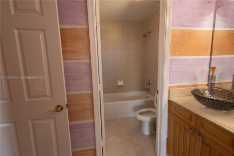 Casa en alquiler en Miramar, Florida, 5 dormitorios, 296.73 m2 № 2028736 - foto 21