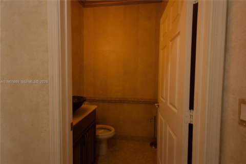 Casa en alquiler en Miramar, Florida, 5 dormitorios, 296.73 m2 № 2028736 - foto 12