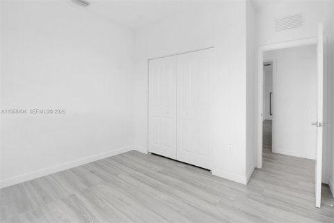 House in Homestead, Florida 5 bedrooms, 281.77 sq.m. № 2017488 - photo 21