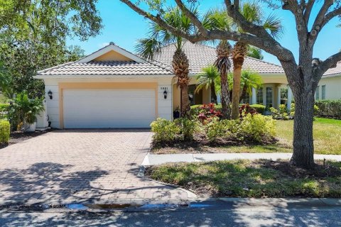 Casa en venta en Sarasota, Florida, 5 dormitorios, 234.21 m2 № 1631236 - foto 2