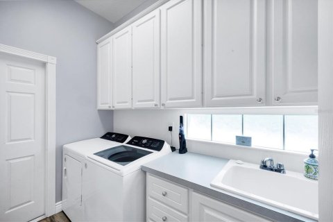 Casa en venta en Sarasota, Florida, 5 dormitorios, 234.21 m2 № 1631236 - foto 25