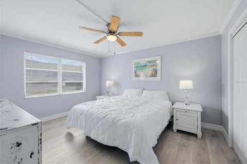Condo in Sarasota, Florida, 2 bedrooms  № 2197440 - photo 7