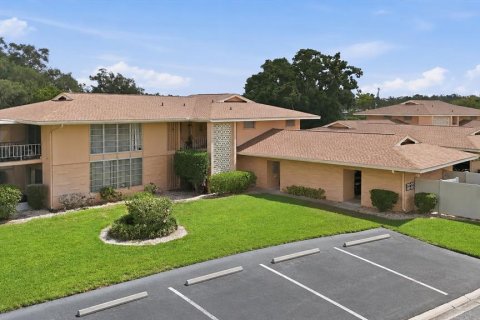 Condo in Sarasota, Florida, 2 bedrooms  № 2197440 - photo 3