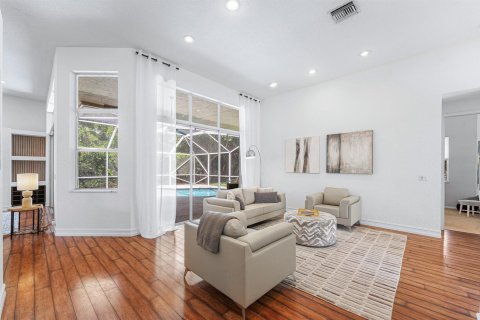 House in Parkland, Florida 4 bedrooms, 232.63 sq.m. № 2185417 - photo 6