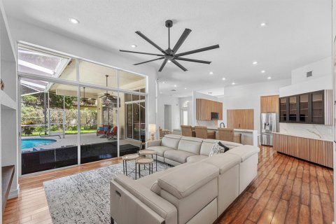 House in Parkland, Florida 4 bedrooms, 232.63 sq.m. № 2185417 - photo 16
