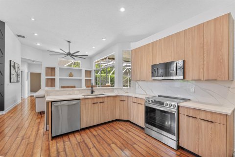 House in Parkland, Florida 4 bedrooms, 232.63 sq.m. № 2185417 - photo 12