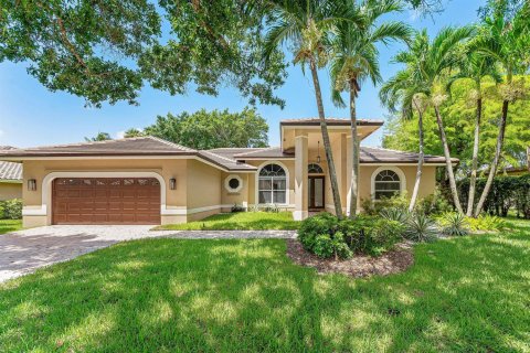 House in Parkland, Florida 4 bedrooms, 232.63 sq.m. № 2185417