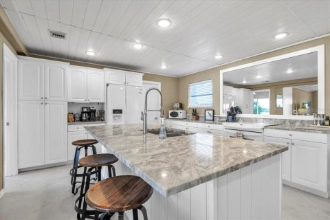 Casa en venta en Port Charlotte, Florida, 3 dormitorios, 154.5 m2 № 2386401 - foto 18