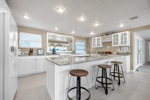 Casa en venta en Port Charlotte, Florida, 3 dormitorios, 154.5 m2 № 2386401 - foto 12