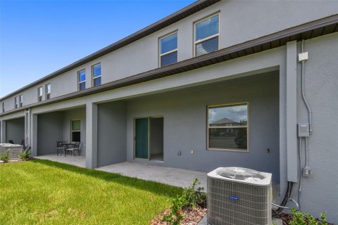 Touwnhouse à vendre à Land O' Lakes, Floride: 3 chambres, 148.74 m2 № 2406673 - photo 27