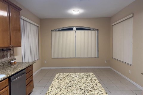 Casa en alquiler en Kissimmee, Florida, 4 dormitorios, 206.24 m2 № 1825023 - foto 19