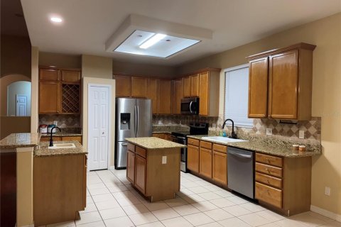 Casa en alquiler en Kissimmee, Florida, 4 dormitorios, 206.24 m2 № 1825023 - foto 16