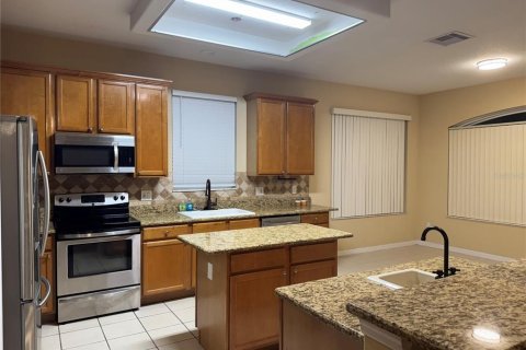 Casa en alquiler en Kissimmee, Florida, 4 dormitorios, 206.24 m2 № 1825023 - foto 14