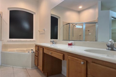 Casa en alquiler en Kissimmee, Florida, 4 dormitorios, 206.24 m2 № 1825023 - foto 25