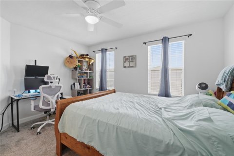 House in Orlando, Florida 3 bedrooms, 204.66 sq.m. № 2393690 - photo 28