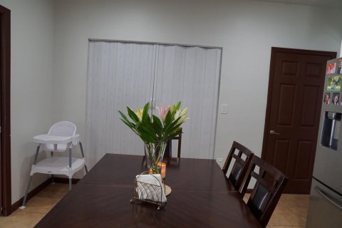 Adosado en venta en Oakland Park, Florida, 3 dormitorios, 139.73 m2 № 2250700 - foto 21