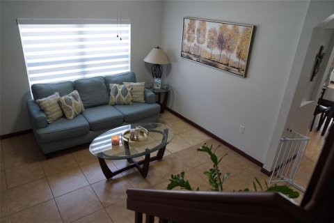 Adosado en venta en Oakland Park, Florida, 3 dormitorios, 139.73 m2 № 2250700 - foto 4